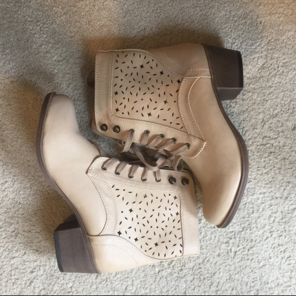 FINAL PRICE! Tan lace up booties.